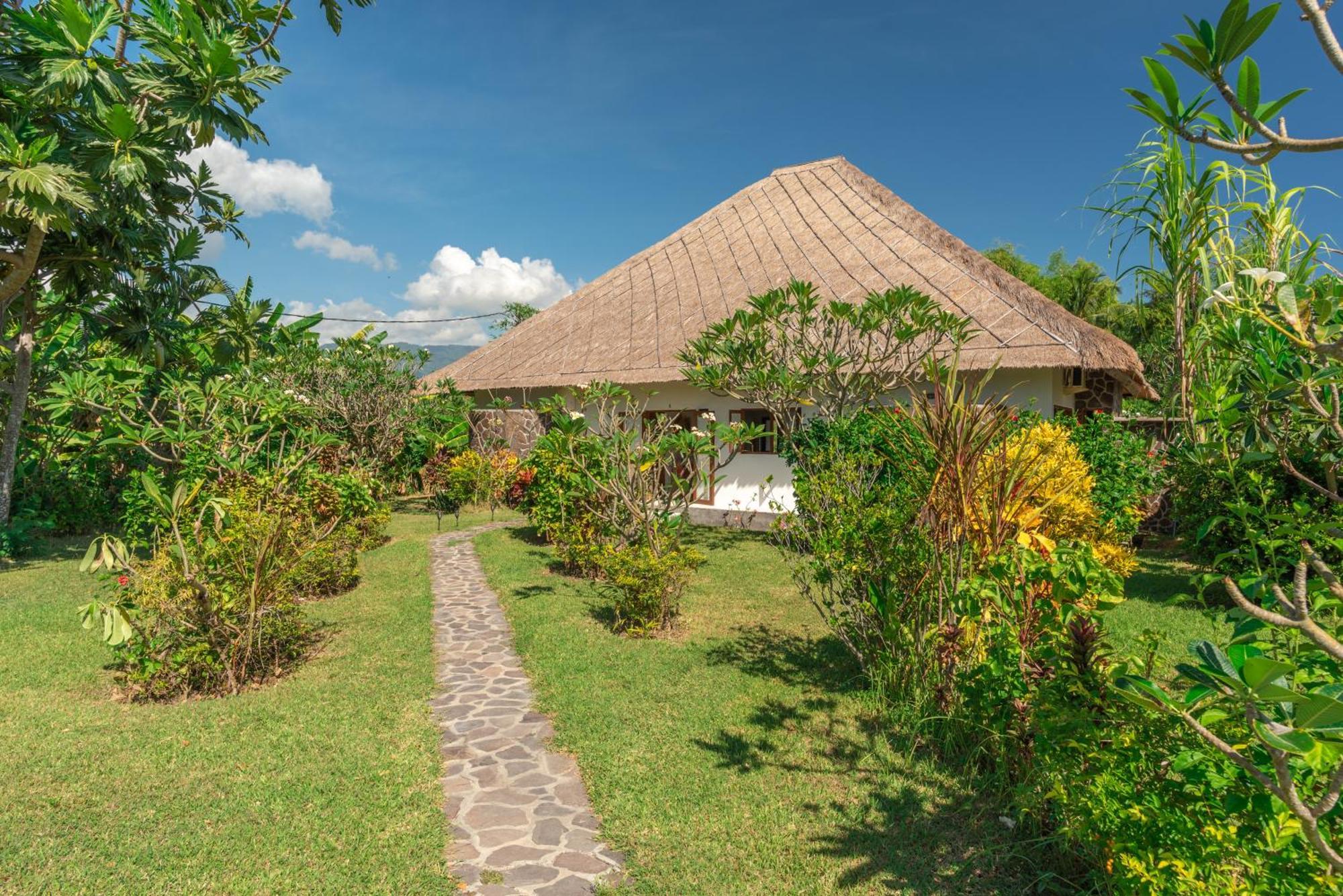 Absolute Beach Front Villa Umeanyar Exteriér fotografie