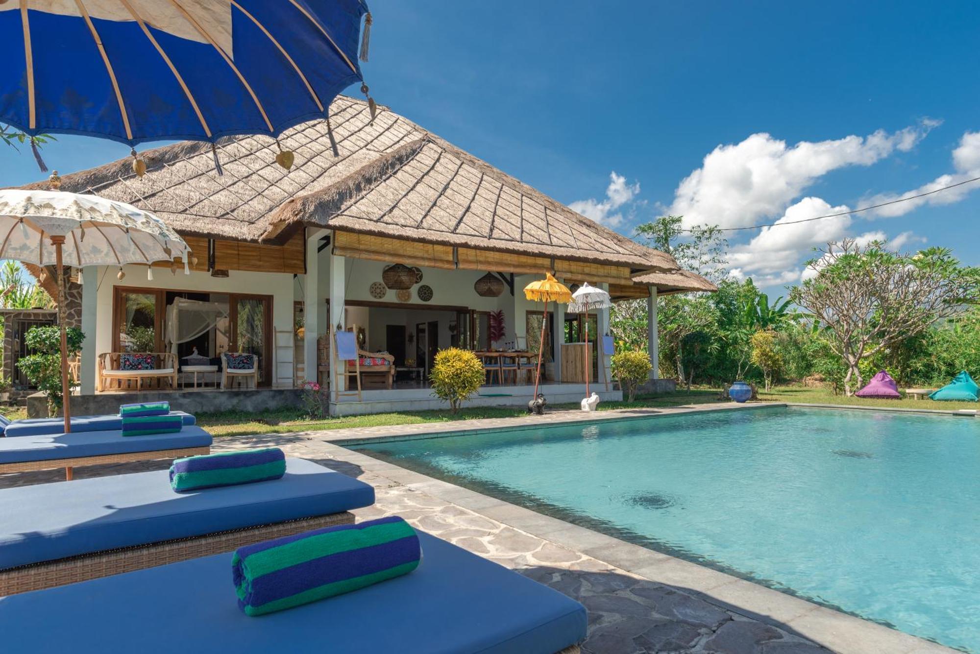 Absolute Beach Front Villa Umeanyar Exteriér fotografie