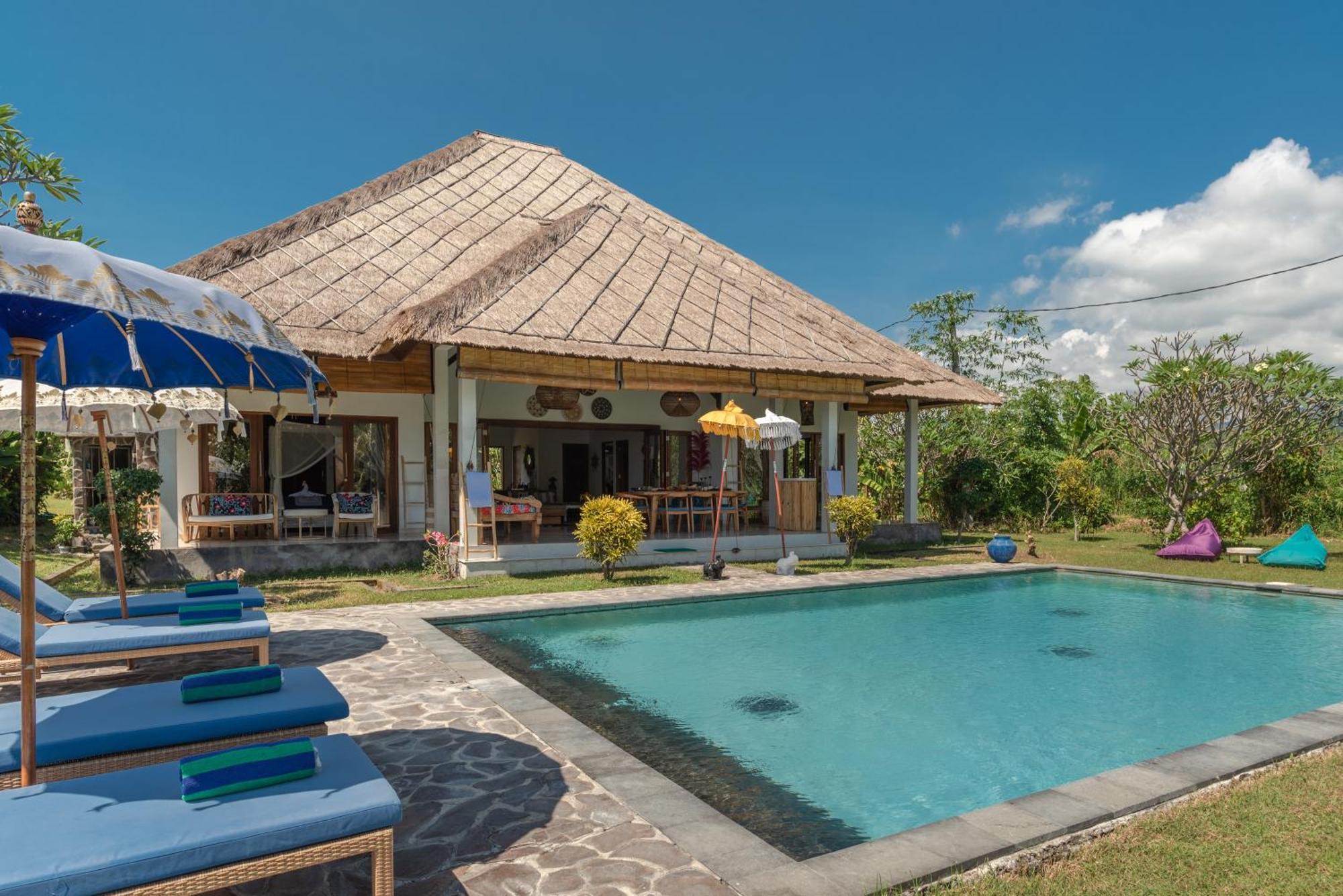 Absolute Beach Front Villa Umeanyar Exteriér fotografie