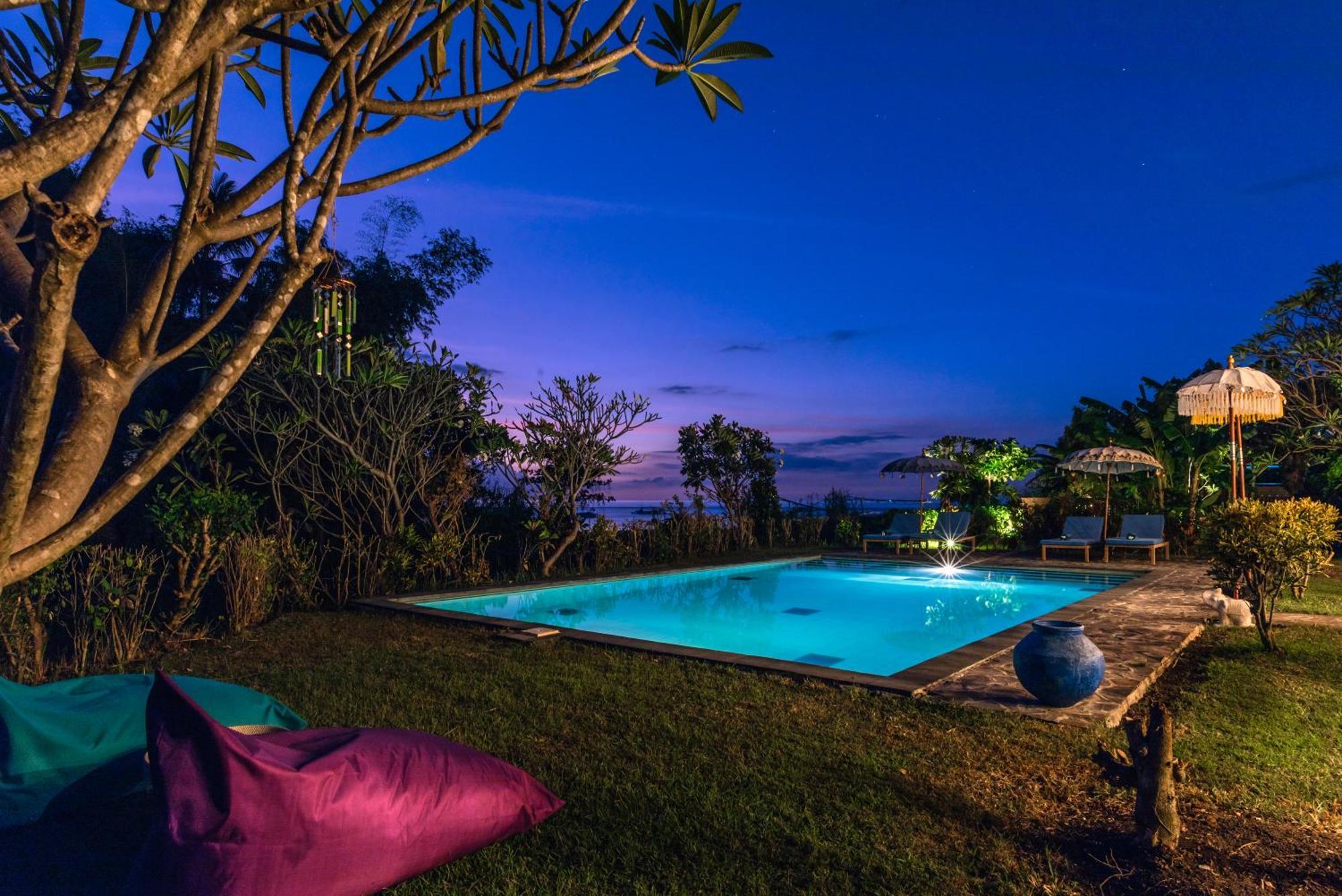 Absolute Beach Front Villa Umeanyar Exteriér fotografie
