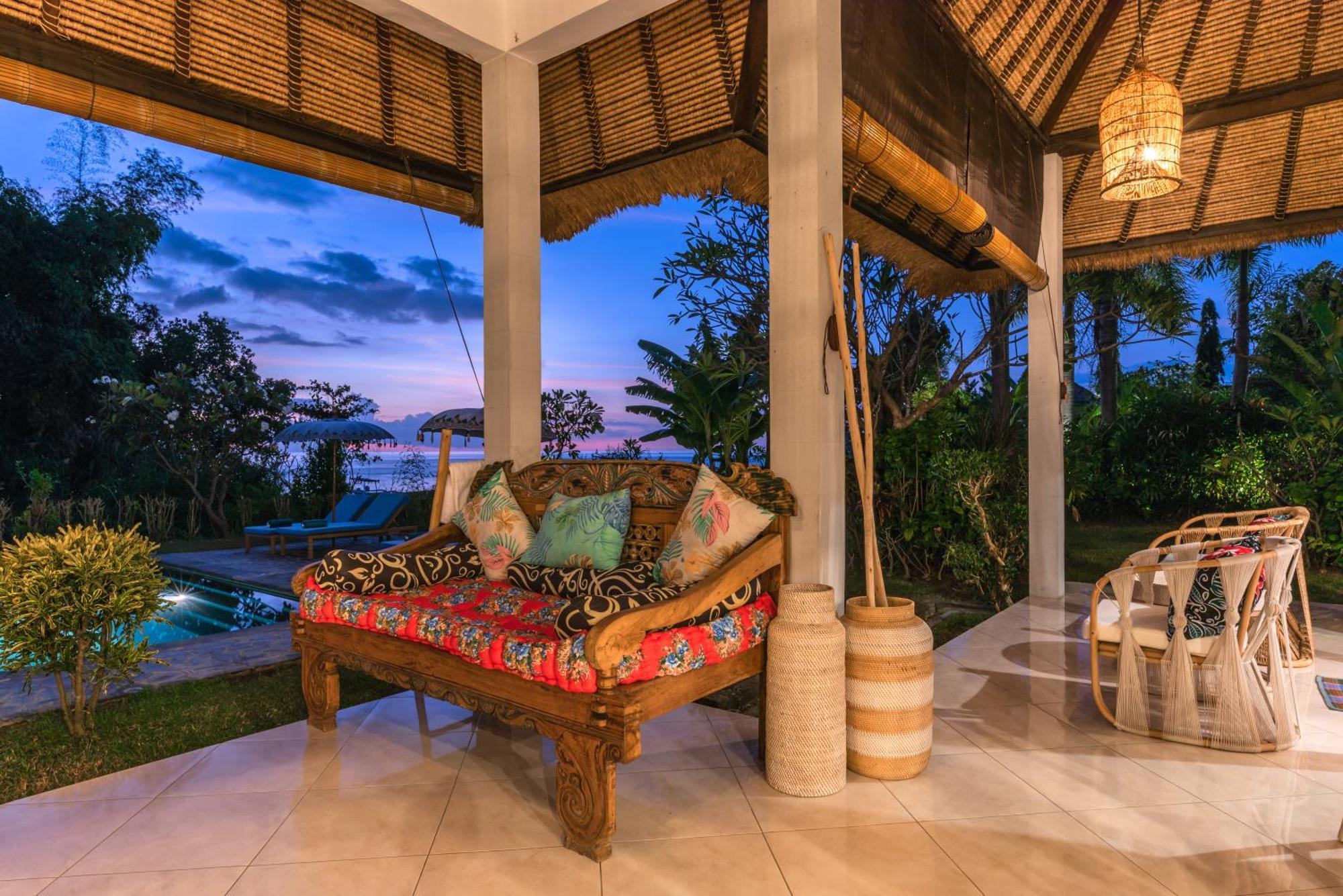 Absolute Beach Front Villa Umeanyar Exteriér fotografie